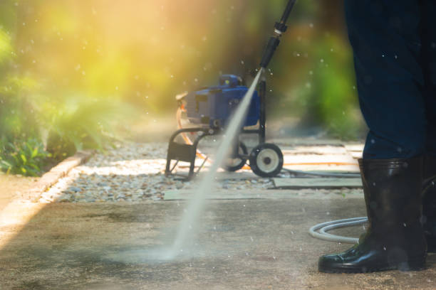 Best Factory Floor Cleaning  in Marinette, WI